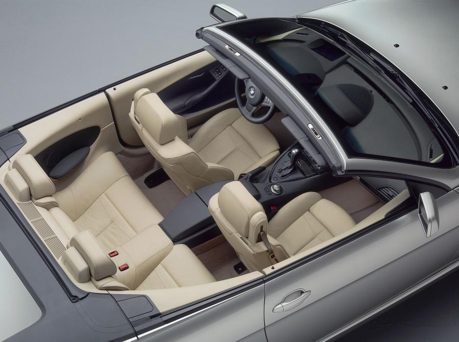 Интерьер BMW 645Ci Convertible (E64) 2004 года  (фото 16 из 43)